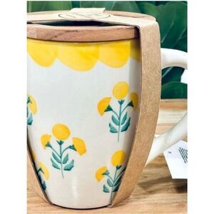 NWT Made in India White, Yellow & Green Floral Coffee Mug & Wood Coaster Lid Set
